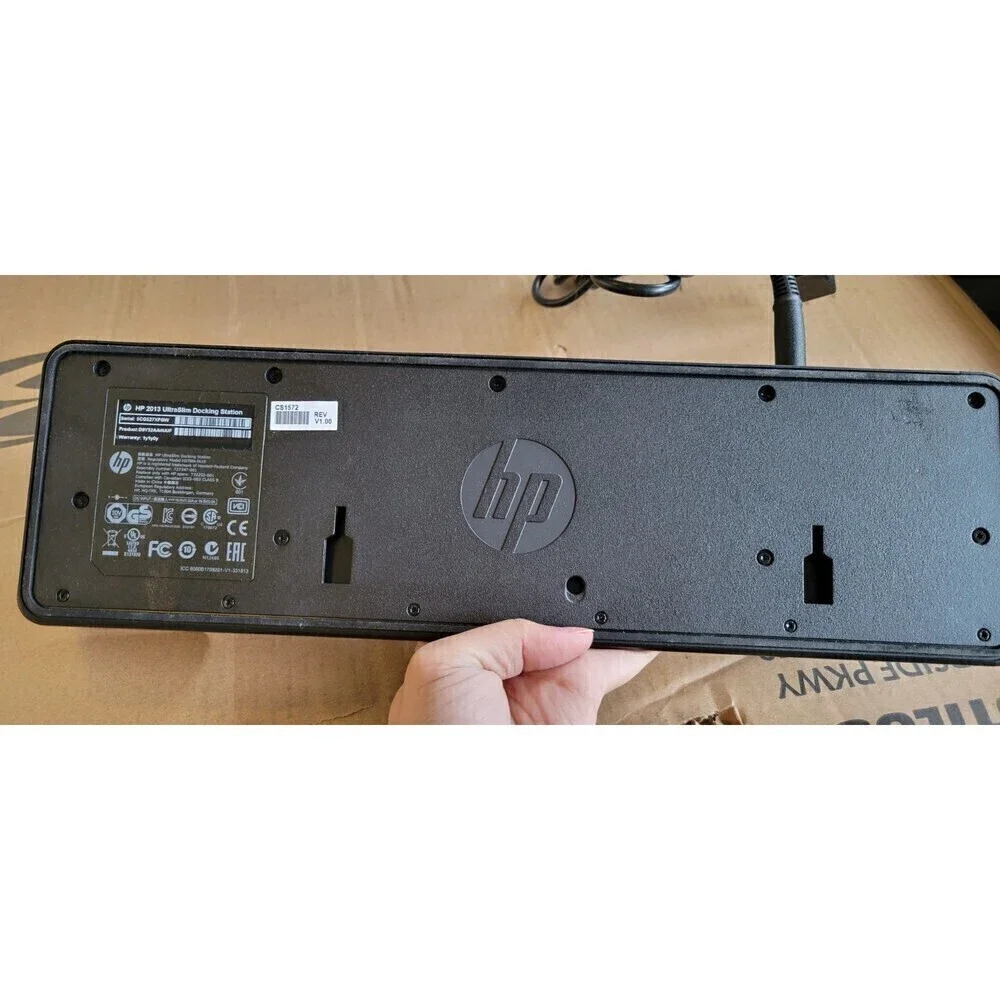 hp 2013 UltraSlim Docking Charging Station Black Serial 5CG527XFGW